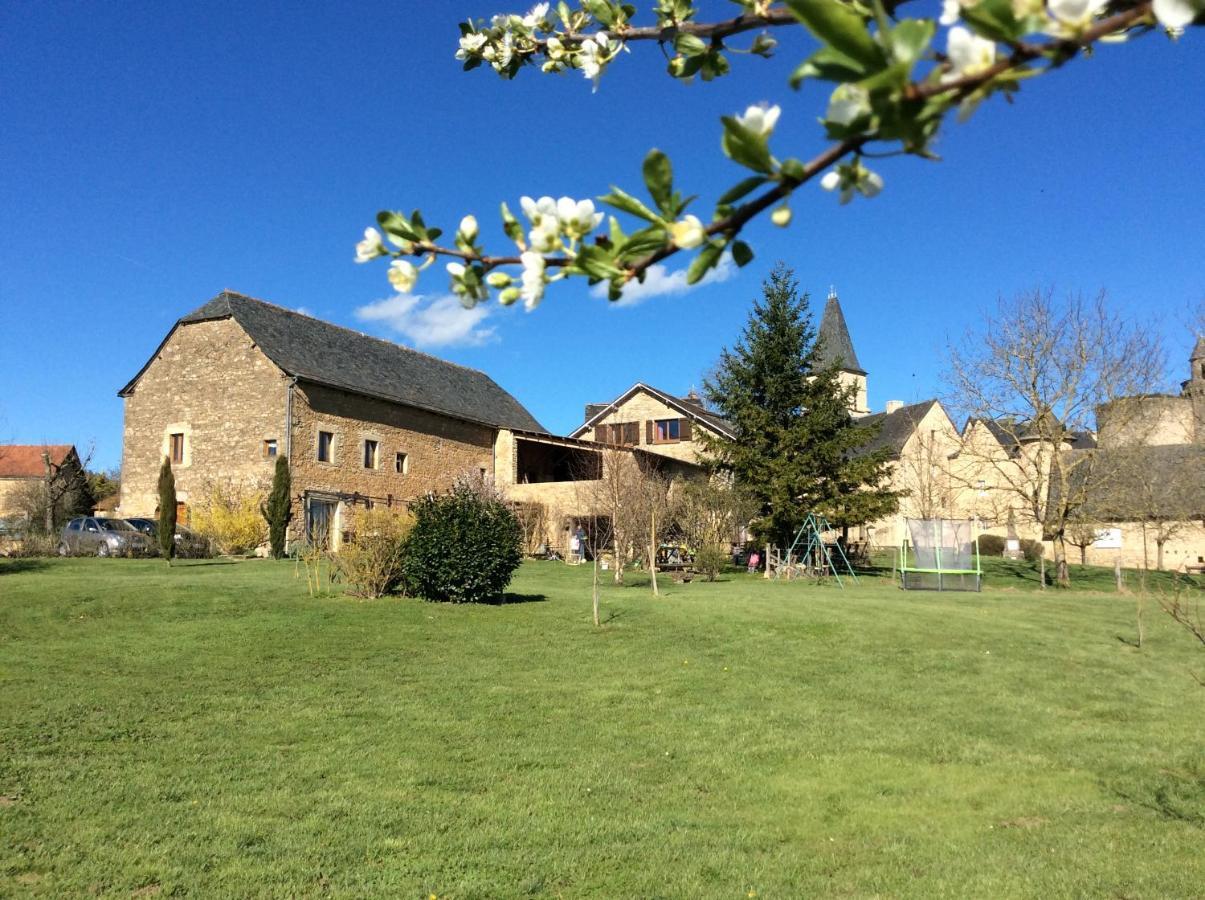 Hotel La Grange Du Rial Bournazel  Exterior foto